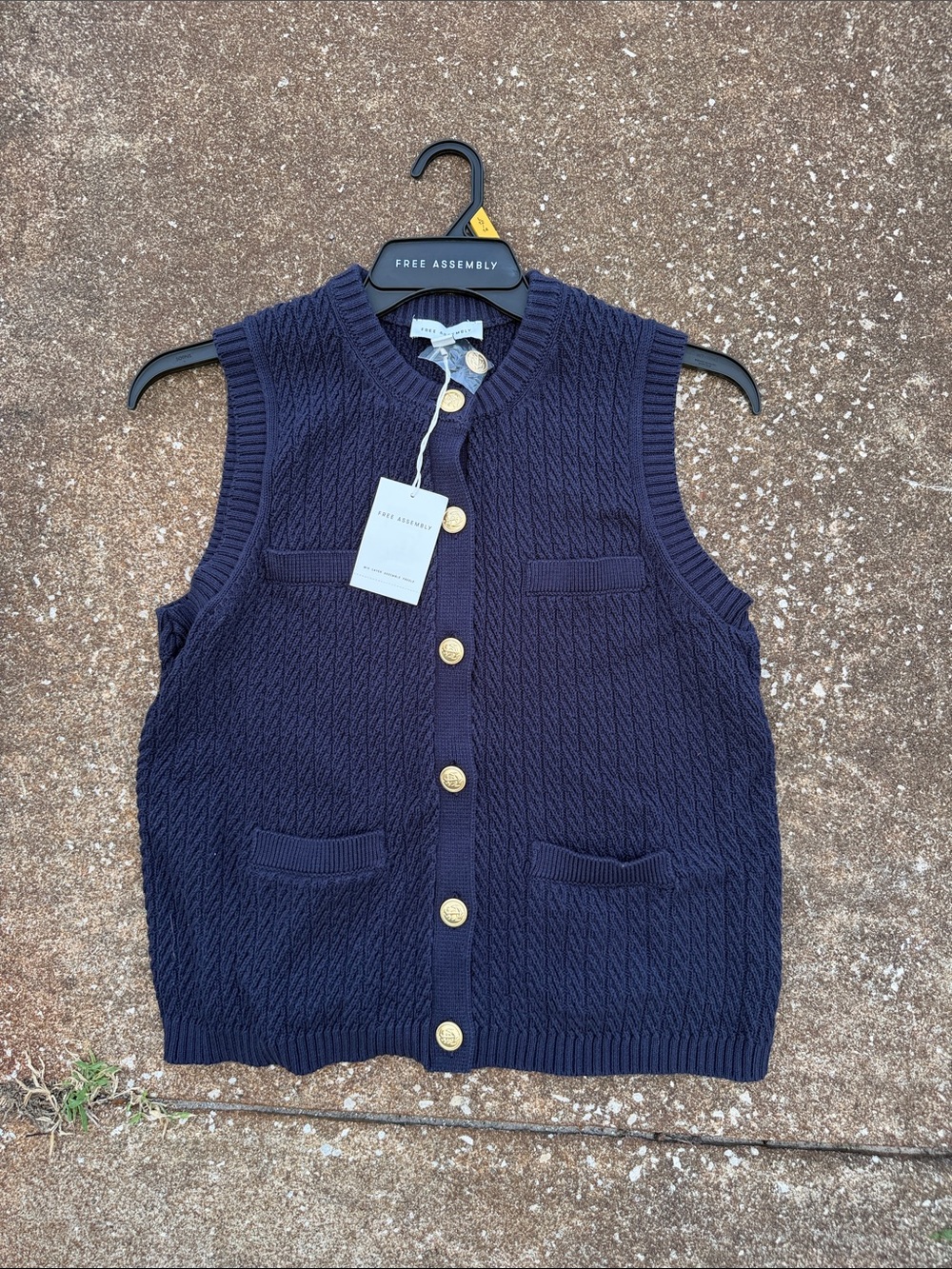 Free Assembly Women’s Navy Knit Button-Up Vest. NWT